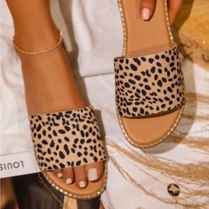 AVV Doing Me Sandals